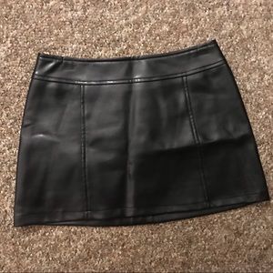 Black pleather mini skirt
